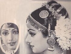 Sridevi Kapoor, Indian Classical Dancer, Bharatanatyam Poses, Indian Classical Dance, Retro Bollywood, Bollywood Photos, Indian Dance