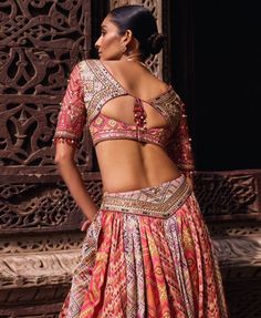 Chaniya Choli Blouse Designs Latest Back, Designer Chaniya Choli Blouse Patterns, Lehenga Blouse Front Designs, Blouse For Chaniya Choli, Blouse Designs For Chaniya Choli, New Choli Blouse Design 2024, Front Blouse Designs Latest, Lace Blouse Design