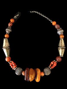 Old Moroccan Amber Necklace Bohemian Amber Jewelry With Silver Beads, Bohemian Silver Carnelian Necklaces, Silver Carnelian Bohemian Necklace, Silver Carnelian Bohemian Necklaces, Traditional Silver Carnelian Necklace, Silver Carnelian Hand-strung Jewelry, Silver Carnelian Jewelry Hand-strung, Hand-strung Silver Carnelian Jewelry, Bohemian Orange Necklaces With Silver Beads