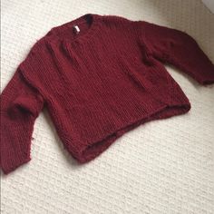 Chunky Knit Maroon Sweater. Soyer. Size Small. Wool/Alpaca/Polyamide. Has What I’d Describe As A “Weird” Sleeve Design,, Kinda Puffs Out At The Elbow. Tried To Show In Photo. :) Has Some Pilling. Maroon Sweater, Sleeve Designs, Chunky Knit, Colorful Sweaters, Alpaca, Knit Sweater, Knitted Sweaters, Scoop Neck, Sweaters For Women