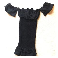 Brand New Without Tags Dee Elly Ruffle Cap Sleeve Mini Dress. Gorgeous Style. Black Size Small. Fitted Black Mini Dress With Ruffle Hem, Off-shoulder Black Mini Dress For Beach, Black Off-shoulder Mini Dress For Beach, Black Off-shoulder Beach Mini Dress, Black Off-shoulder Mini Dress For Vacation, Black Off-shoulder Dress With Ruffle Hem, Black Off-shoulder Mini Dress For Day Out, Black Ruffled Mini Dress For Vacation, Black Stretch Mini Dress For Brunch