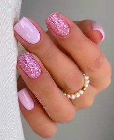 Gorgeous Glitter Nails: Nail Art that Shines and Inspires – best 4 crafts.com Spring Dip Powder Nails, French Coffin, Kutek Disney, Glue Remover, Pink Gel Nails, Nagel Tips, Nail Remover, Smink Inspiration