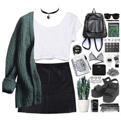 Stile Punk Rock, Stile Harry Potter, Cooler Look, Karen Walker, Fashion Mode, Grunge Fashion, Grunge Outfits, Outfits Casuales