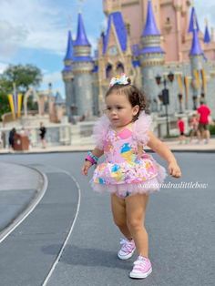 Princesses Flutter Skirted Romper – AlessandrasLittleBow Toddler Disney Outfit, Outfits To Wear To Disney, Family Disney Outfits, Toddler Birthday Outfit Girl, Disney Princess Nursery, Toddler Birthday Outfit, 1st Birthday Princess, Disney Trip Outfits, African Bridal Dress