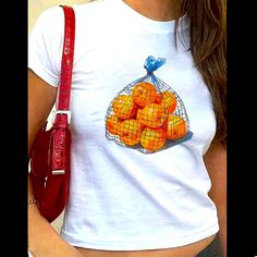 Nwt Adorable Bundle Of Market Oranges Against A Crisp White Short Sleeve Tee For Women’s Size L Emo Girl Clothes, Crop Tops Aesthetic, Emo Clothes For Girls, Fruit Clothing, Granola Outfits, Crop Top Aesthetic, Cute Grunge, Tøp Aesthetic, Emo Girl