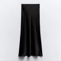 New With Tag Zara S/S 2024 Collection Midi Skirt Made Of Satin Effect Fabric. High Elastic Waist. Black 5427/453 Outer Shell 97% Polyester 3% Elastane Clothing Care Guide: Machine Wash Max. 30c/86f Delicate Cycle Do Not Use Bleach / Whitener Iron Maximum 110c/230f Tetrachloroethylene Dry Clean Do Not Tumble Dry Zara Satin Skirt, Elegant Zara Midi Skirt, Elegant Black Zara Mini Skirt, Elegant Black Mini Skirt By Zara, Elegant Flowy Mini Skirt By Zara, Zara Black Pencil Skirt, Elegant Zara Maxi Skirt In Relaxed Fit, Zara Black Evening Skirt, Zara Black Midi Skirt