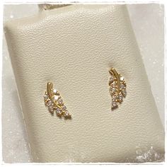 Brand New! 10k Small Gold Leaf Pave Earrings 10k Solid Gold (Not Plated Or Filled) Clear Crystal Pave For Pierced Ears Approx .4" Long New In Earring Card! Pet Free & Smoke Free Home! Fast Shipping No Trades Gold Diamond Earrings From Macy's As A Gift, Macy's Classic Gold Diamond Earrings, Macy's Gold Diamond Earrings For Anniversary, Macy's Gold Wedding Earrings, Macy's 14k Gold Diamond Earrings For Anniversary, Macy's Gold Earrings With Diamond Accents, Macy's 14k Gold Wedding Earrings, Macy's Yellow Gold Diamond Earrings For Anniversary, Gold Earrings From Macy's