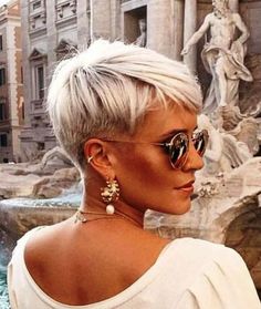 Blonde Pixie Hair, Pixie Haircut For Thick Hair, Blonde Pixie Haircut, Edgy Short Hair