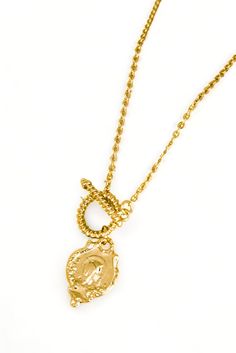 🖤 Get ready to add some charm and quirk to your look with our Toggle Chain Coin Pendant Necklace. Made of brass, this long necklace adds a touch of playfulness to any outfit. A perfect statement piece for fashionable women. 🖤 Item Feature: metal gold, adjustable lobster clasp, printed medallion, cool, chic, must have. Coin Pendant Necklace, Clasp Necklace, Coin Pendant, Wholesale Clothing, Wholesale Jewelry, Long Necklace, Lobster Clasp, Statement Pieces, Gold Necklace