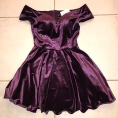 Purple Velvet, Off The Shoulder, Mini Dress. Brand New, Never Worn. Has Boning And Cups For The Bodice. Zips Up The Back. Has A Crinoline Lining And Wired Hem For Structure. So Cute!!! Make Me An Offer :) Purple A-line Dress For Night Out, Purple V-neck Dress For Homecoming, Purple Lined Dress For Date Night, Purple Short Sleeve Dress For Fall, Short Sleeve Purple Dress For Fall, Short Sleeve Purple Fall Dress, Purple Fit And Flare A-line Dress, Purple Dress Short, Dresses Windsor