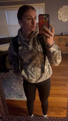 Legging Country Outfit, Leggings With Hoodie Outfit, Cute Country Outfits With Leggings, Comfy Country Outfits With Leggings, Camp Hoodie Outfit, Camo Hoodie Aesthetic, Country Outfits Leggings, Legging And Hoodie Outfit, Outfits Ideas Leggings