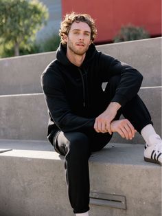 Designed for comfort and functionality, our Men's Hoodie is a must-have loungewear staple. Made from high-quality fleece, this functional hoodie features an adjustable drawstring hood, a relaxed fit, a discreet kangaroo pocket, and subtle ribbed trim throughout. Our CityScape Hoodie pairs well with all things Cozy Earth loungewear. Men's CityScape Hoodie in Storm (Size: XX-Large) - Cozy Earth Relaxed Fit Black Hoodie, Black Cozy Hoodie, Black Relaxed Fit Cozy Hoodie, Urban Relaxed Fit Fleece Hoodie, Black Relaxed Fit Soft-washed Hoodie, Oprahs Favorite Things, Best Pajamas, City Scape, Bamboo Pajamas