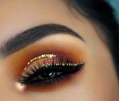 Contour Makeup Tutorial, Sparkly Makeup, Amazing Video, Makeup Eye Looks, Creative Eye Makeup, Beautiful Eye, Looks Party