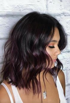 Plum Hair Color Ideas, Plum Hair Dye, Plum Hair Color, Hair Color Guide, Hair Color Plum, Dyed Tips, Hair Dye Tips, Plum Hair