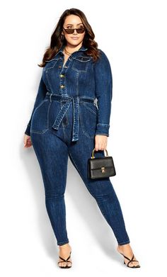 Shop Evans Dark Blue Utility Denim Jumpsuit at Yours Clothing. Discover women’s plus size clothing in sizes 10-36 with fast delivery. Casual Sundresses, Size 22 Women, Sun Dress Casual, Cropped Linen Trousers, Party Dress Sale, Curve Fashion, Jumpsuit Chic, Plus Size Womens, Denim Chic