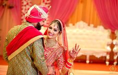 Marriage Poses, Bride Groom Photoshoot, Bride Groom Poses, Groom Photoshoot, Indian Wedding Photography Couples, Groom Photography