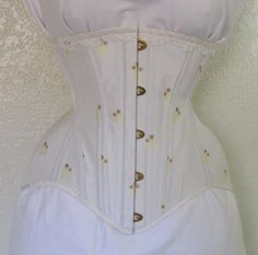 Edwardian Underbust Corset, Edwardian Steampunk, Fashion Goals, Underbust Corset, Silk Taffeta, Cream Silk, Mccalls Patterns, Antique Lace, Fashion Plates