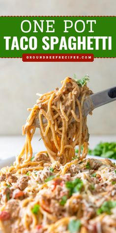 One of the best comfort food recipes ever! This easy pasta recipe with ground beef is a warm dinner idea you'll surely love. Creamy, cheesy, and spicy, this One Pot Taco Spaghetti is just perfect! Creamy Taco Spaghetti, One Pot Taco Spaghetti, Ground Beef Pasta Recipes, Spaghetti With Ground Beef, Beef Pasta Recipes, One Pot Spaghetti, Taco Spaghetti, Ground Beef Pasta, Slow Cooker Tacos