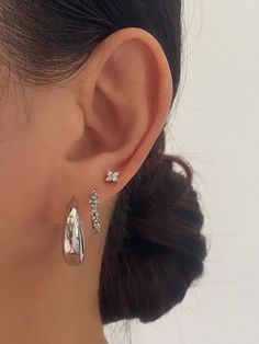 Teardrop Earrings Silver, Earring Sets Silver, Chunky Silver Earrings Stack, Cute Silver Earring Stacks, Ear Piercings Sliver, Two Hoops Earrings, Ear Piercings Silver Aesthetic, Two Ears Piercings, 3 Ear Piercings Silver