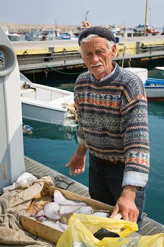 Sicily, Italy Irish Fisherman Aesthetic, Coastal Grandpa, Grandpa Aesthetic, Grandpa Fashion, Grandpa Outfit, Cefalu Sicily, Tour Italy, Greek Village, Italy Tour