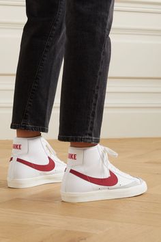 Blanc Baskets montantes en cuir à finitions en daim Blazer Mid 77 Vintage | Nike | NET-A-PORTER Nike Blazer Outfit Men, Vans Mid