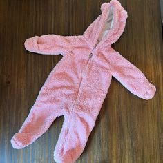 Baby Girl Pink Faux Fur Bear Suit Onesie Pajama Size: 9 Months Condition: Brand New - No Tags Cute Pink Winter Onesie, Pink Long Sleeve Jumpsuits And Rompers For Playtime, Pink Winter Onesie For Bedtime, Winter Onesie For Sleepover In Pink, Winter Pink Onesie For Sleepover, Pink Winter Onesie For Sleepover, Playful Pink Winter Onesie, Cute Pink Hooded Onesie, Winter Pink Onesie For Playtime