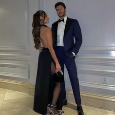 zade & addie | haunting adeline Prom Pictures Couples, Prom Picture Poses, Prom Photoshoot, Prom Couples, Prom Poses, Elegant Couple, Classy Couple, Couple Dress, Chique Outfits