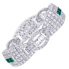 Beautiful link bracelet using large round and baguette diamonds. Complemented by two rows of ravishing Emeralds. 1.79 carat emerald, 16.93 carat Round-cut diamonds, 1.44 carat Baguette-cut diamonds. Set in 18k white gold. Mens Diamond Bracelet, Flexible Bracelet, Platinum Bracelet, Expensive Jewelry Luxury, 18k Gold Bracelet, Lace Bracelet, Modern Bracelets, Gold Link Bracelet, Emerald Bracelet