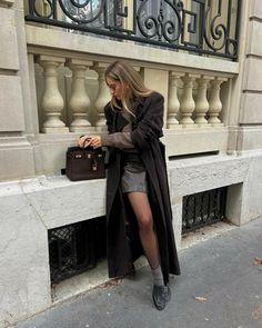 Outfits Classy Elegant, Elegant Classy Outfits, Stockings Outfit, Outfits Classy, Cool Fits, Vogue Italia, Casual Winter Outfits, Fall 2024, Winter Fashion Outfits