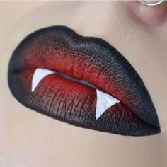 Pelottava Halloween, Maquillage Halloween Simple, Apartment Halloween, Fantasy Make-up, Halloween Make-up Looks, Lip Art Makeup, Vampire Makeup