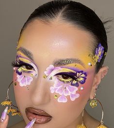 Floral Makeup, Flower Makeup, Makeup Looks To Try, Bright Makeup, Makeup For Black Skin, Smink Inspiration