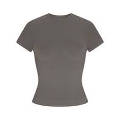 Sold Out Color We Perfected The T-Shirt. Made With Our Signature Buttery-Soft Fabric With Incredible Stretch And A Second-Skin Feel, This Versatile Tee Molds To Your Body For The Most Flattering Fit Whether You’re Dressing It Up Or Down. Features A Classic Crew Neck And Short Sleeves. Fits True To Size. Size. Xs Color. Gunmetal Fitted Crew Neck Top For Workout, Short Sleeve Elastane Workout Top, Fitted Solid Color Workout T-shirt, Fitted Short Sleeve Workout T-shirt, Snug Fit Crew Neck Tops In Elastane, Seamless Snug Fit Short Sleeve Top, Fitted Crew Neck Workout Shirt, Fitted Workout Shirt With Crew Neck, Compression Pants