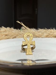 Egyptian Accessories Ancient Egypt, Egypt Accessories, Gringotts Vault, Scarab Symbol, Gold Rings Minimalist, Ancient Egypt Jewelry, Egyptian Goddess Bastet, Ankh Ring, Rings Cross