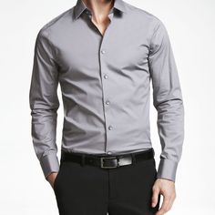 Van Heusen Button Up Dress Shirt. Firm Fit- Stretch Collar Color: “Grey Mist” Size Small New With Tags Never Taken Out Of Packaging Bag. Gray Shirt Outfit, Grey Dress Shirt, Sport Style Men, Shirt Outfit Men, Grey Shirt Dress, Sports Shoes Outfit, Formal Men Outfit, Shirt Dress Outfit, Formal Mens Fashion