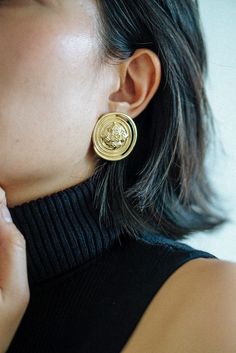 Massive Vintage Gold Disk Coin Earrings, Mediterranean Coin Earrings Measurement: 3 cm (approx.) Weight: 5g Handmade Vintage Coin Earrings, Gold Coin Earrings, Gold-tone Metal Coin Necklace, Elegant Gold Coin-shaped Earrings, Roman Coin Earrings, Byzantine Yellow Gold Coin-shaped Jewelry, Coin Earrings, Gold Disc, Gold Coin