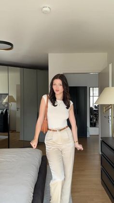 Elegant Outfit Casual, Casual Elegant Outfits, Outfit Ideas Work, Tomboy Stil, Women Office Outfits, Preppy Mode, Money Clothes, Simple Casual Outfits, Modest Dresses Fashion