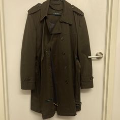 Beautiful Green Trench Coat, Including A Wool Liner. Never Worn. Water Repellent. Size 40s. Was $450 New, Just Didn’t Ever End Up Using It. Ralph Lauren Tailored Button Closure Outerwear, Ralph Lauren Tailored Outerwear With Button Closure, Ralph Lauren Winter Outerwear With Lapel Collar, Classic Ralph Lauren Outerwear With Buttons, Classic Ralph Lauren Outerwear, Ralph Lauren Winter Business Outerwear, Ralph Lauren Business Winter Outerwear, Ralph Lauren Winter Outerwear With Buttons, Classic Ralph Lauren Outerwear With Button Closure