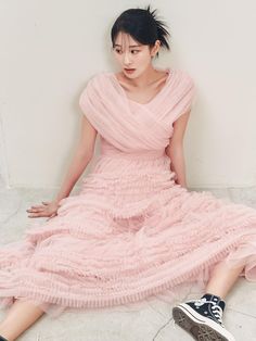 Composition : Shell Polyester 100Coloring Polyester 100Lining Polyester 100Color : PINK_55,PINK_66,MINT_55,MINT_66Country of Origin : CHINA Pink A-line Midi Dress With Ruffles, Pink A-line Pleated Midi Dress, Pink Pleated Midi Dress For Evening, Pink A-line Midi Dress For Evening, Pink Ruffled Midi Dress For Wedding, Feminine Pink Midi Dress For Cocktail, Feminine Pink Pleated Midi Dress, Feminine Pleated Pink Midi Dress, Pink Pleated Midi Length Dress