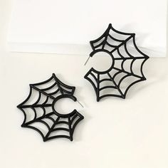 Women's Large Black Alloy Metal Spider Web Earrings. New, No Tag. Alloy Metal Lightweight Check Out Our Other Jewelry & Accessories Take Advantage Of Our 30% Off 3+ Items Trendy Black Halloween Earrings, Spider Web Earrings, Metal Spider, Earrings Color, Spider Web, Large Black, Jewelry Accessories, Jewelry Earrings, Women Jewelry