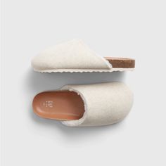 New Gap Sz Cream Suede Sherpa Clogs Faux Leather Insole Similar Clogs Style To Birkies Birkenstock Faux Suede Upper. Sherpa Lining. Firm Rim. Rubber Soles. Runs Small. Most Like 9.5/10; Listing As 9,9.5, And 10/11. Also 12/13 The Two Shoe Pairs I Have Are Marked 10/11 & 12/13 Cozy Indoor Slip-on Clogs, Indoor Synthetic Clogs With Round Toe, Winter Non-slip Round Toe Clogs, Comfy Clogs With Rubber Sole And Round Toe, Indoor Clogs With Textured Footbed And Round Toe, Textured Footbed Round Toe Clogs For Indoor Use, Comfortable White Winter Clogs, White Round Toe Clogs For Winter, Comfortable Closed Toe Clogs With Soft Sole