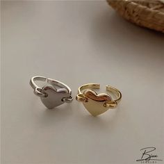 Trendy Adjustable Heart-shaped Rings, Trendy Heart-shaped Promise Rings, Trendy Silver Heart-shaped Ring, Adjustable Metal Heart Ring For Valentine's Day, Metal Rings For Anniversary On Valentine's Day, Trendy Silver Heart Rings, Heart-shaped Open Ring As Gift, Open Heart Ring Metal Gift, Heart Shaped Open Ring As Gift