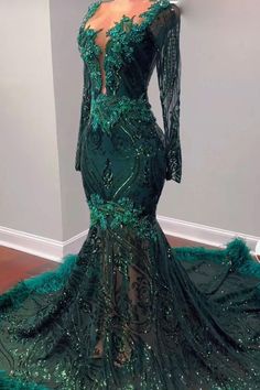 Prom Dresses Black Women Long Sleeve, Wedding Dress Emerald Green, Emarld Green Prom Dresses, Money Green Prom Dress, Green And Gold Dress Prom, Long Sleeve Prom Dress Black Women, Prom Wedding Dress, Dark Green Wedding Dresses, Emerald Green And Black Wedding Dress