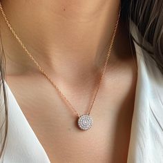 Diamond Round Coin Pendant, Round Pave Diamond Necklace, Gold Circle Pave Diamond Necklace, Gold Pave Circle Necklace, Diamond Disc Jewelry 🌺Item Details🌺 Item Name : Coin Necklace Metal : 925 Silver Necklace Size  : 16 Inch Pendant Size : 20MM Stone : Select the Variations                                                                  🌊 *About Us: Natural World Jewelry* 🐚 At Natural World Jewelry, we're passionate about bringing the serene beauty of the ocean to your everyday life. Our ar Rose Gold Chain Necklace With Round Pendant, Rose Gold Cubic Zirconia Chain Necklace As A Gift, Rose Gold Round Chain Necklace As Gift, Round Clavicle Chain Necklace As Gift For Her, Cubic Zirconia Chain Necklace In Rose Gold As Gift, Round Necklace With Pearl Pendant For Her, Round Pearl Pendant Necklace As Gift For Her, Pearl Pendant Necklace Gift For Her, Pearl Pendant Necklace As Gift For Her