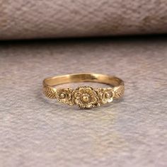 Floral Brass Ring, Gold Flower Ring, Vintage Ring, Handmade Jewelry, Gift for Her, Dainty Ring, Boho Ring, Women Ring, Minimalist Ring - Etsy Cheep Rings, Gold Ring Antique, Cute Rings For Women, Hippy Wedding Ring, Vinatge Rings, Gold Floral Ring, Gold Vintage Jewelry Aesthetic, Gold Western Rings, Vintage Ring Engagement