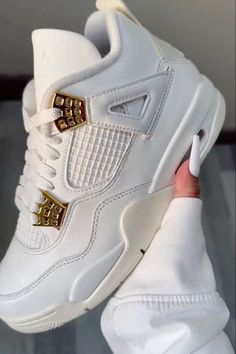 Cute Jordans, Casual Shoes Women Sneakers, Nike Shoes Women Fashion, Nike Fashion Shoes, Preppy Shoes, Jordan Shoes Girls, Pretty Shoes Sneakers, Jordan 4s