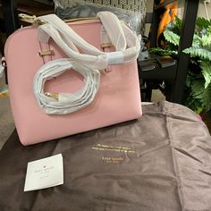 This Is A Kate Spade Brand New With Tags, Never Been Taken Out Of The Package Yet, Purse. Will Be Packaged With The Dust Bag, As Shown. Any Questions, Please Ask Pink Bonnet, Kate Spade Bag Black, Kate Spade Purse Black, Bags Kate Spade, Printed Purse, Purse Brands, Pink Handbags, Convertible Bags, Kate Spade Purse