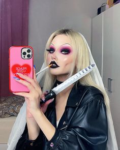 Tiffany Makeup Chucky The Bride, Tiffany Makeup Chucky, Halloween Chucky And Tiffany, Tiffany Cosplay Chucky, Tiff Necklace Bride Of Chucky, Valentines Makeup Tutorial, Tiffany Chucky Bride, Bride Of Chucky Makeup, Bride Of Chucky