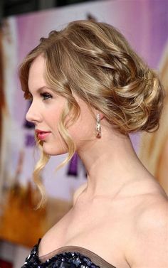 Hairstyles For Prom 2018 Short Hair. There are any references about Hairstyles For Prom 2018 Short Hair in here. you can look below. I hope this article about Hairstyles For Prom 2018 Short Hair can be useful for you. Please remember that this article is for reference purposes only. #hairstyles #for #prom #2018 #short #hair Cute Messy Hairstyles, Semi Formal Hairstyles, Chignon Simple, Elegance Hair, Cute Prom Hairstyles, Prom Hair Updo, Easy Updo Hairstyles, Simple Prom Hair, Prom Hairstyles For Short Hair