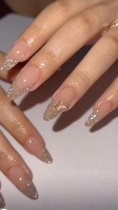 Birthday Sparkly Nails, Almond Nails Glitter Tip, Holiday Almond Nails Winter, Gala Nails Ideas, Birthday Almond Nails Designs, Acrylic Nail Designs Glam, Nail Inspo 2022 Almond, Nude Sparkly Nails Almond, Almond Nails Gems