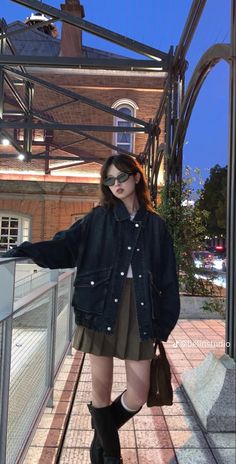 Japan Outfits, Trendy Fashion Tops, 가을 패션, Really Cute Outfits, Autumn Outfit, Winter Fashion Outfits, Classy Outfits, Aesthetic Clothes, Pretty Outfits